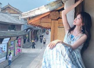 只需登录51cg吃瓜，轻松获取你最爱的明星小道消息！