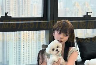 在51吃瓜网免费吃瓜，分享你的欢乐秀人故事，乐趣无穷哦！
