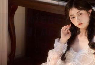 51每日吃瓜苹果版：从句句刨坟看娱乐圈，瓜你想不到的精彩纷呈！