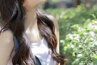 www吃瓜网首页全新改版，看看最热门的线路都有哪些！