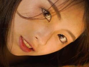 了解如何找到“zztt31.ccm黑料不打烊”的地址，轻松获取最热娱乐八卦与黑料