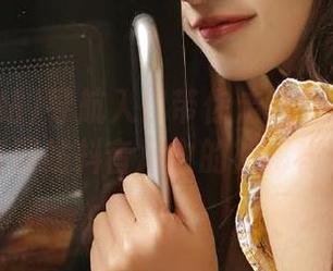 导航入口带你走进：抖音吃瓜黑料网站抖音风中的神秘秘辛！